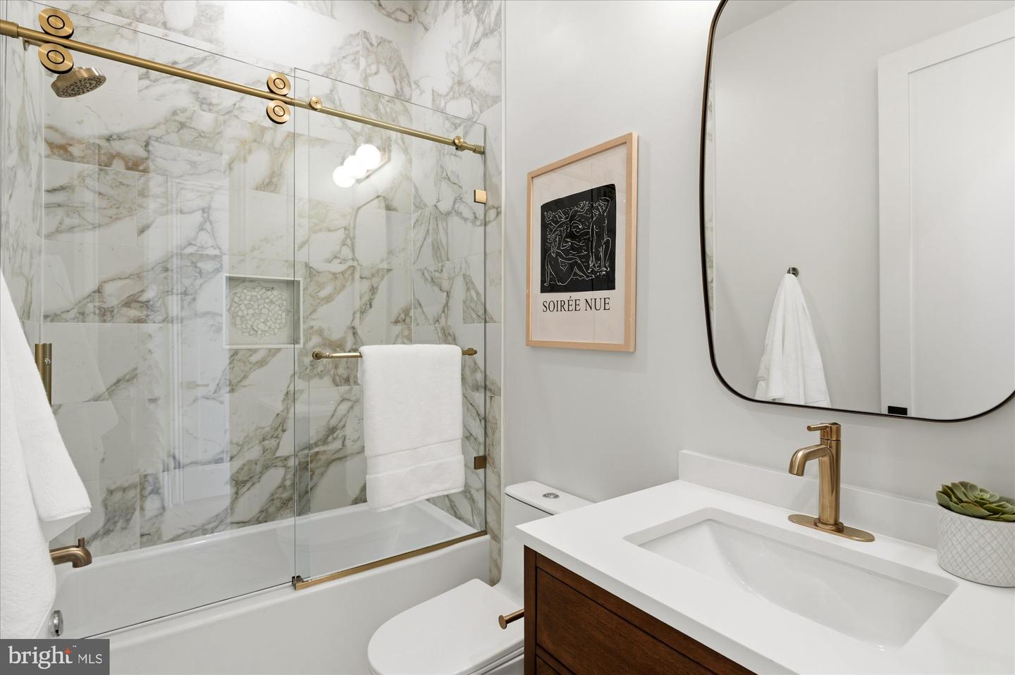 1509 CAROLINE ST NW, WASHINGTON, District Of Columbia 20009, 4 Bedrooms Bedrooms, ,3 BathroomsBathrooms,Residential,For sale,1509 CAROLINE ST NW,DCDC2234014 MLS # DCDC2234014