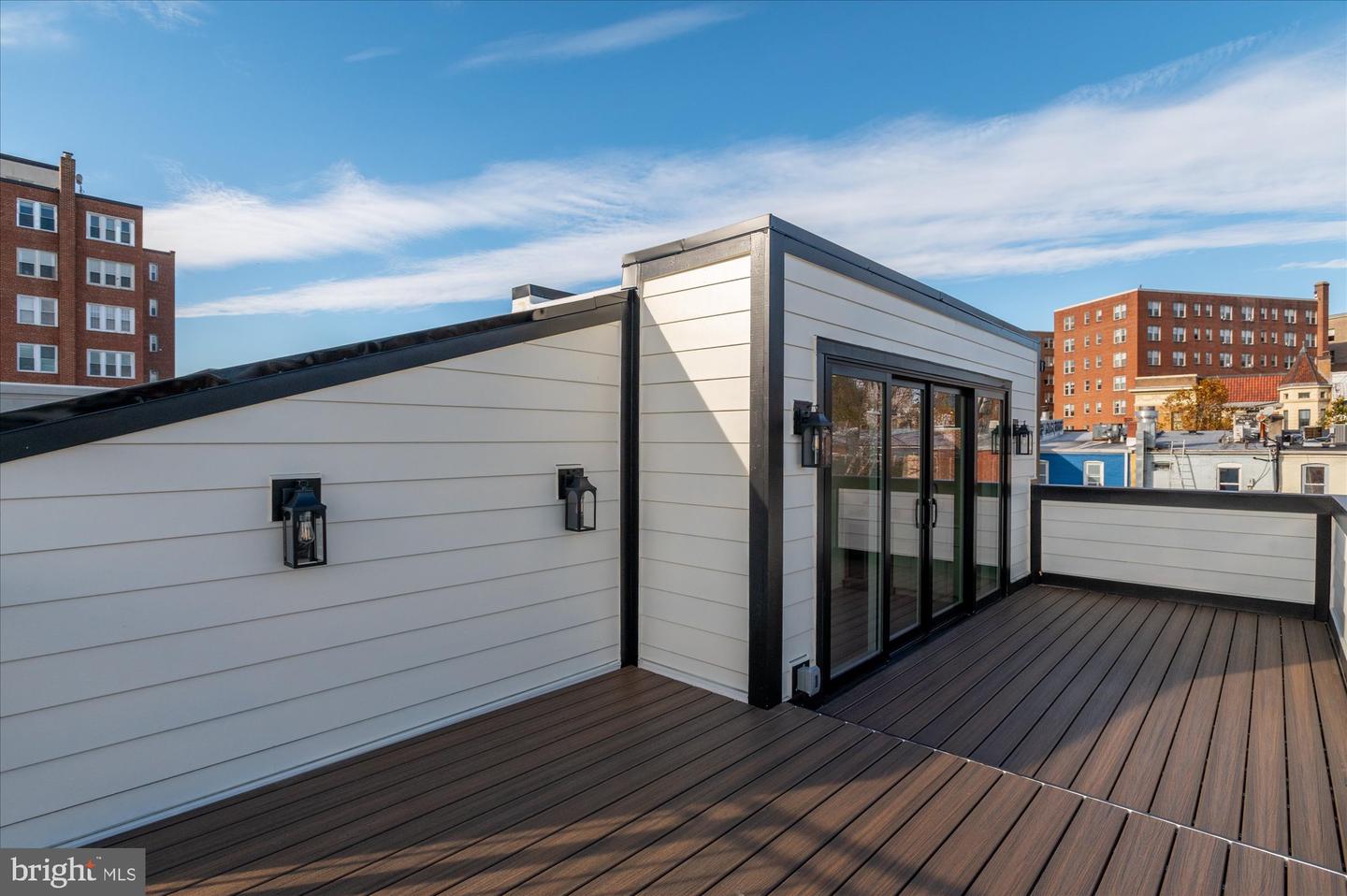 1509 CAROLINE ST NW, WASHINGTON, District Of Columbia 20009, 4 Bedrooms Bedrooms, ,3 BathroomsBathrooms,Residential,For sale,1509 CAROLINE ST NW,DCDC2234014 MLS # DCDC2234014