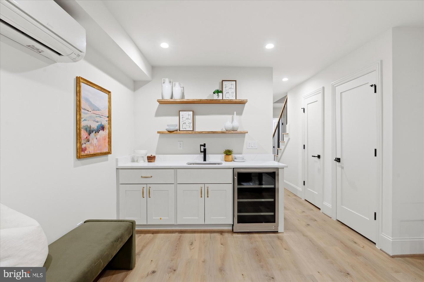 1509 CAROLINE ST NW, WASHINGTON, District Of Columbia 20009, 4 Bedrooms Bedrooms, ,3 BathroomsBathrooms,Residential,For sale,1509 CAROLINE ST NW,DCDC2234014 MLS # DCDC2234014