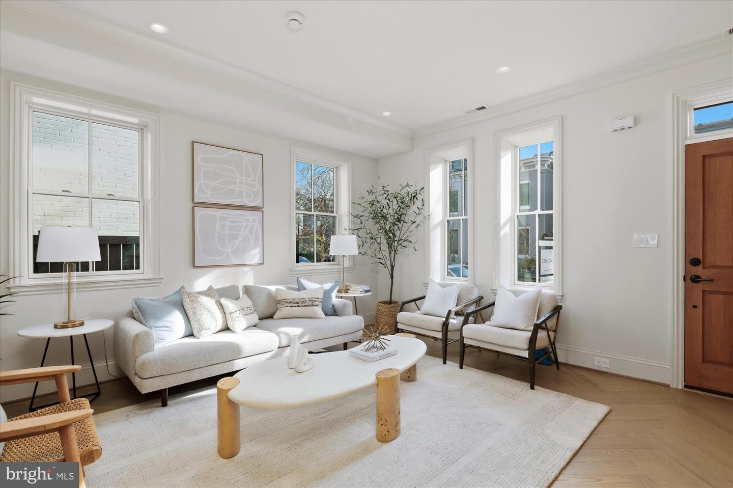 1509 CAROLINE ST NW, WASHINGTON, District Of Columbia 20009, 4 Bedrooms Bedrooms, ,3 BathroomsBathrooms,Residential,For sale,1509 CAROLINE ST NW,DCDC2234014 MLS # DCDC2234014