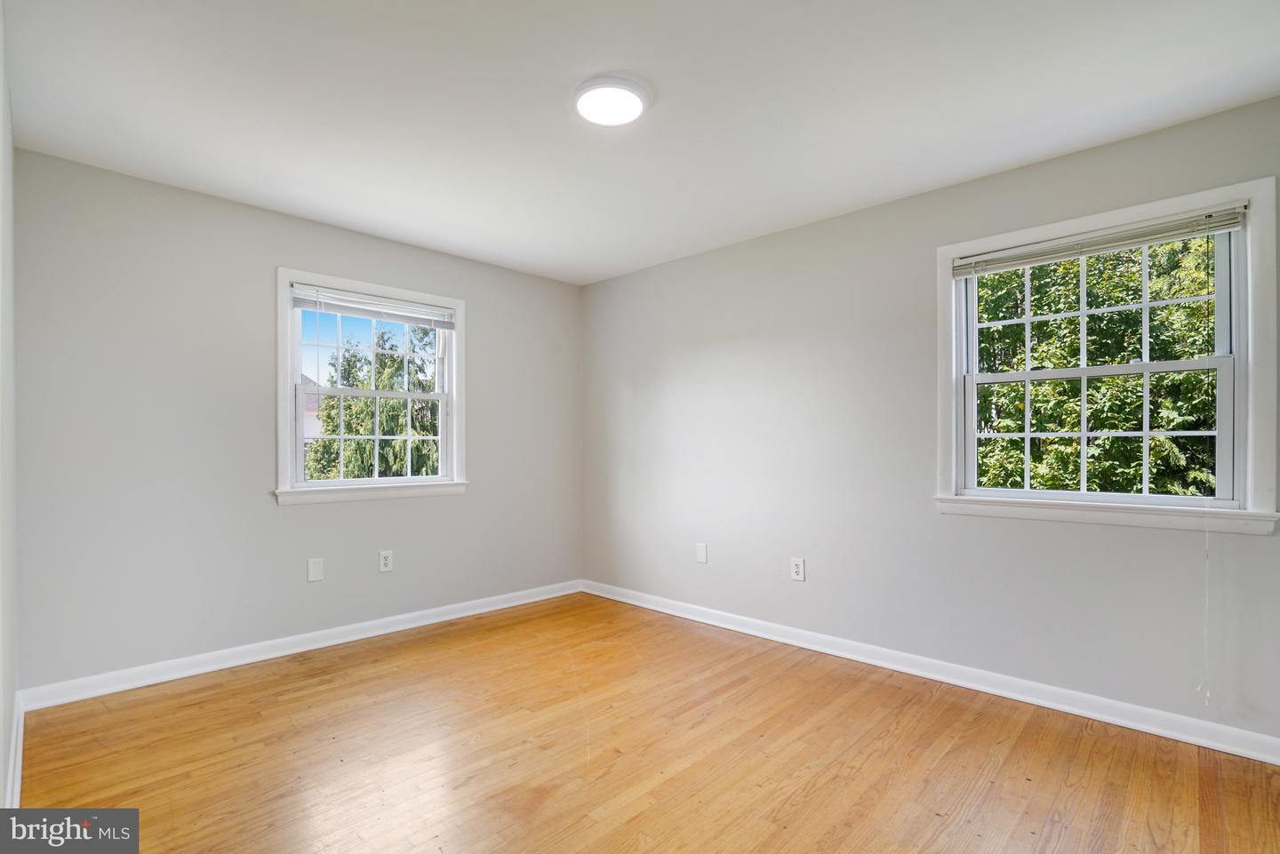 706 N CLEVELAND ST, ARLINGTON, Virginia 22201, 6 Bedrooms Bedrooms, ,3 BathroomsBathrooms,Residential,For sale,706 N CLEVELAND ST,VAAR2066646 MLS # VAAR2066646