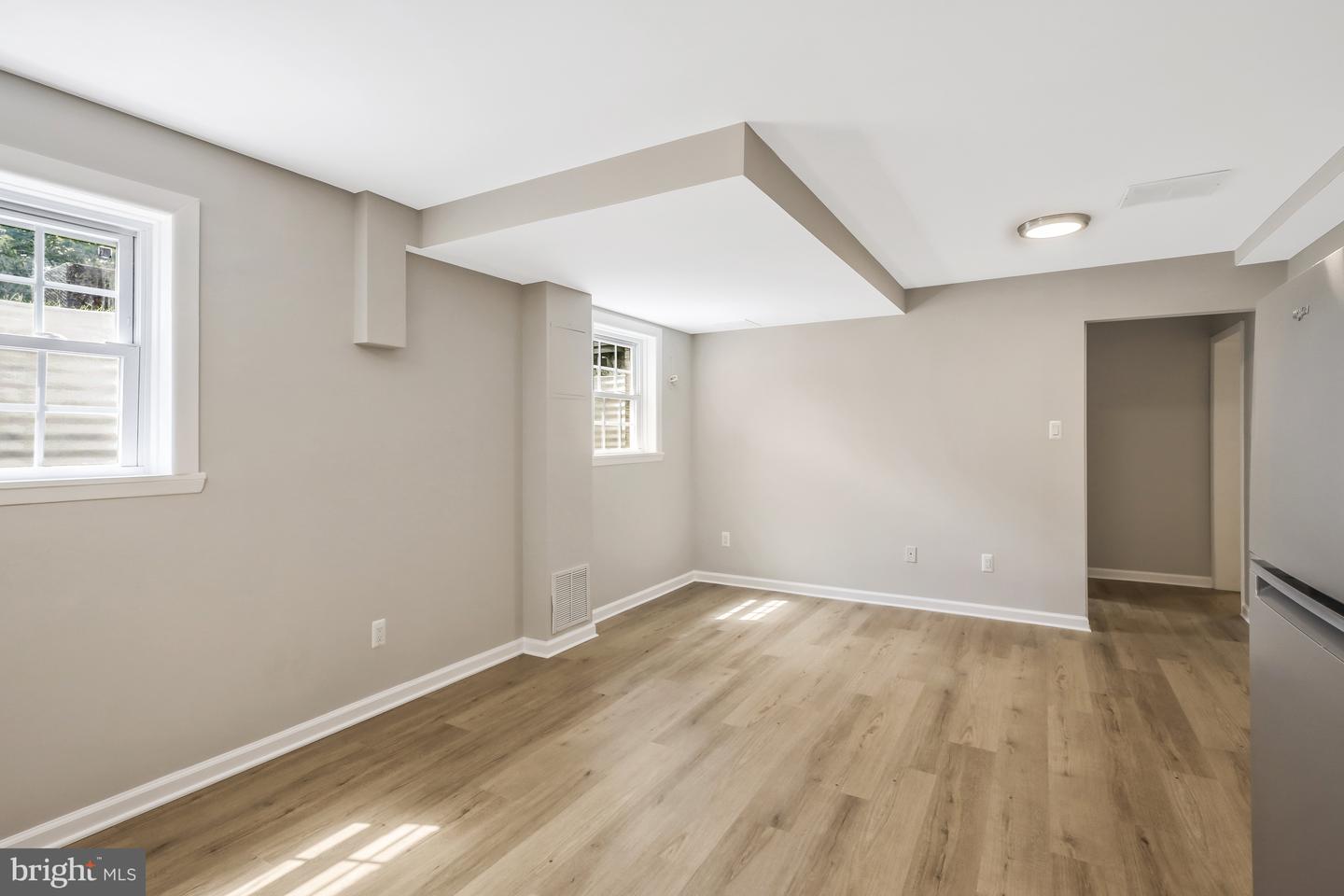 706 N CLEVELAND ST, ARLINGTON, Virginia 22201, 6 Bedrooms Bedrooms, ,3 BathroomsBathrooms,Residential,For sale,706 N CLEVELAND ST,VAAR2066646 MLS # VAAR2066646