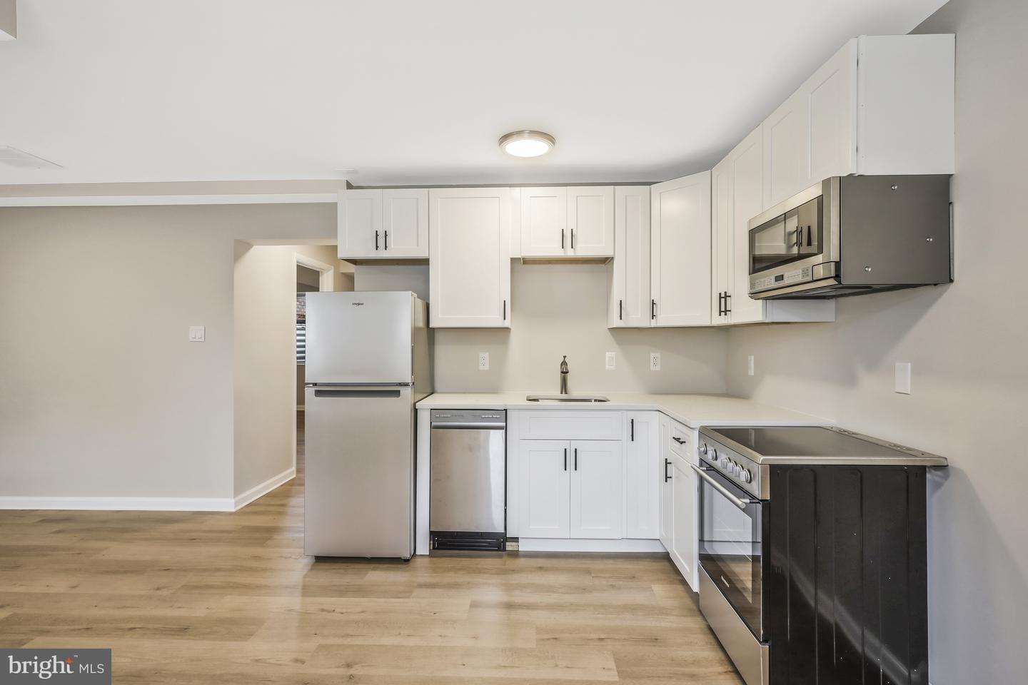 706 N CLEVELAND ST, ARLINGTON, Virginia 22201, 6 Bedrooms Bedrooms, ,3 BathroomsBathrooms,Residential,For sale,706 N CLEVELAND ST,VAAR2066646 MLS # VAAR2066646