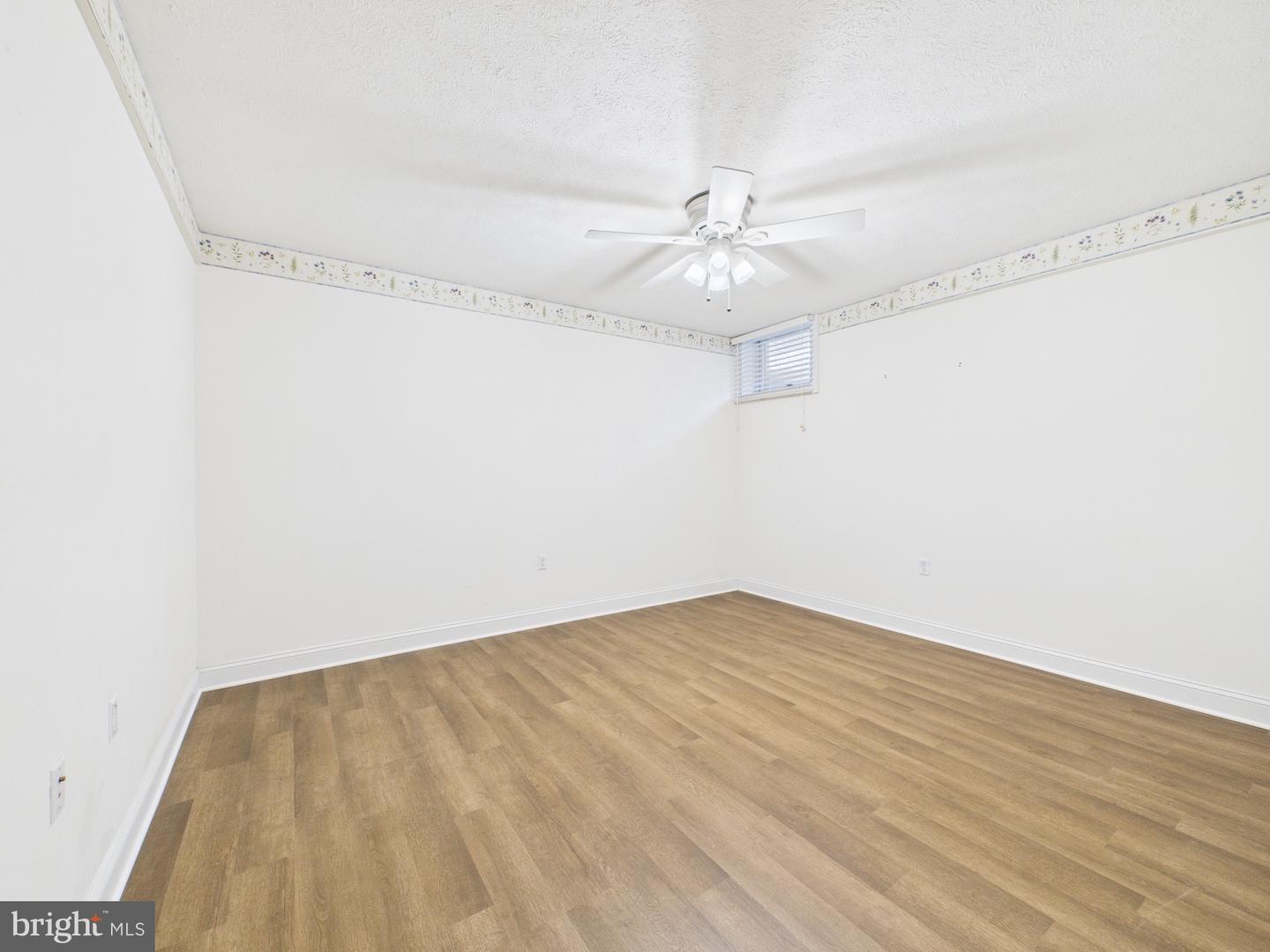 56 SMOOT RD, WOODSTOCK, Virginia 22664, 5 Bedrooms Bedrooms, 20 Rooms Rooms,2 BathroomsBathrooms,Residential,For sale,56 SMOOT RD,VASH2013160 MLS # VASH2013160 56 SMOOT RD, WOODSTOCK, Virginia 22664, 5 Bedrooms Bedrooms, 20 Rooms Rooms,2 BathroomsBathrooms,Residential,For sale,56 SMOOT RD,VASH2013160 MLS # VASH2013160