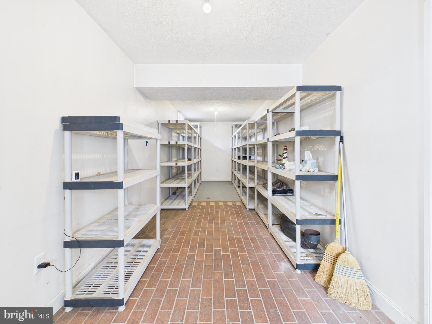 56 SMOOT RD, WOODSTOCK, Virginia 22664, 5 Bedrooms Bedrooms, 20 Rooms Rooms,2 BathroomsBathrooms,Residential,For sale,56 SMOOT RD,VASH2013160 MLS # VASH2013160 56 SMOOT RD, WOODSTOCK, Virginia 22664, 5 Bedrooms Bedrooms, 20 Rooms Rooms,2 BathroomsBathrooms,Residential,For sale,56 SMOOT RD,VASH2013160 MLS # VASH2013160