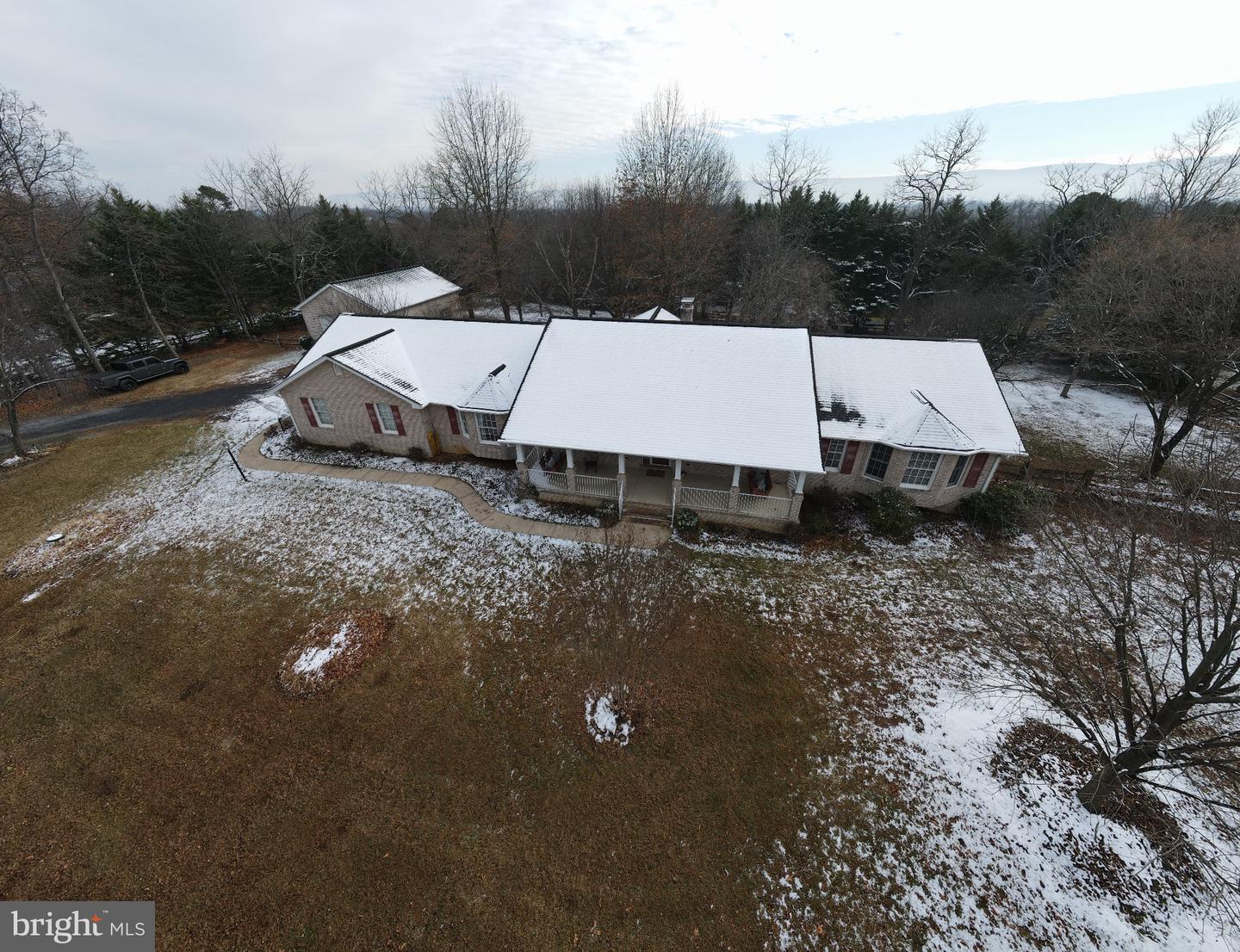 56 SMOOT RD, WOODSTOCK, Virginia 22664, 5 Bedrooms Bedrooms, 20 Rooms Rooms,2 BathroomsBathrooms,Residential,For sale,56 SMOOT RD,VASH2013160 MLS # VASH2013160
