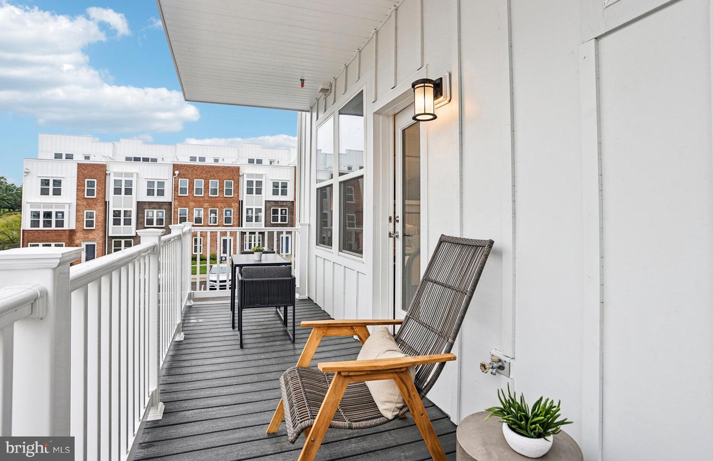 20000 CORAL WIND TER, ASHBURN, Virginia 20147, 3 Bedrooms Bedrooms, ,2 BathroomsBathrooms,Residential,For sale,20000 CORAL WIND TER,VALO2112068 MLS # VALO2112068 20000 CORAL WIND TER, ASHBURN, Virginia 20147, 3 Bedrooms Bedrooms, ,2 BathroomsBathrooms,Residential,For sale,20000 CORAL WIND TER,VALO2112068 MLS # VALO2112068