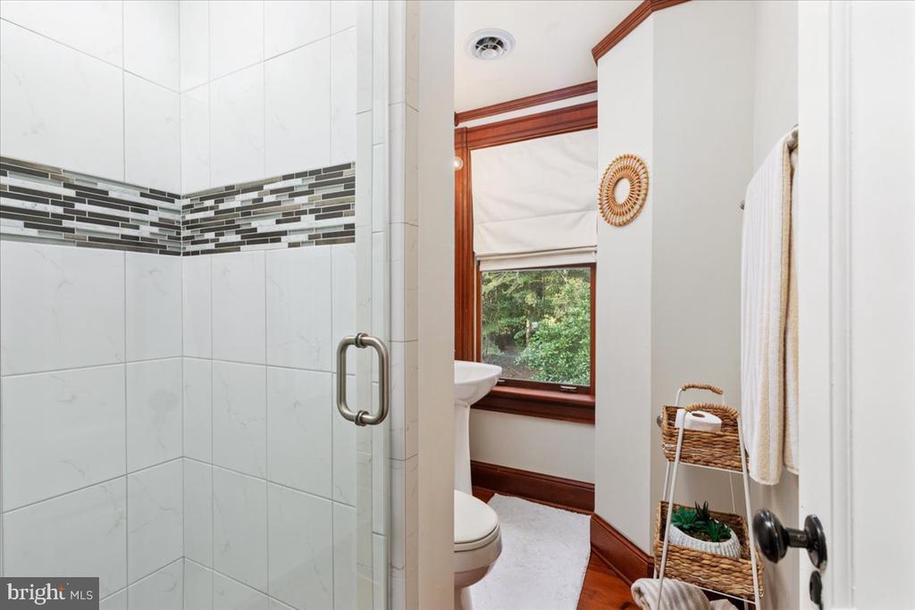 8501 COUNTRY CLUB LN, WARRENTON, Virginia 20186, 5 Bedrooms Bedrooms, ,4 BathroomsBathrooms,Residential,8501 COUNTRY CLUB LN,VAFQ2017602 MLS # VAFQ2017602 8501 COUNTRY CLUB LN, WARRENTON, Virginia 20186, 5 Bedrooms Bedrooms, ,4 BathroomsBathrooms,Residential,8501 COUNTRY CLUB LN,VAFQ2017602 MLS # VAFQ2017602