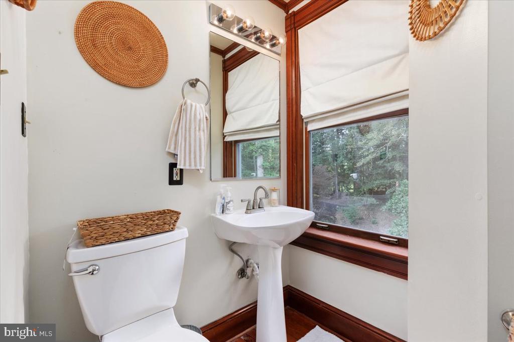 8501 COUNTRY CLUB LN, WARRENTON, Virginia 20186, 5 Bedrooms Bedrooms, ,4 BathroomsBathrooms,Residential,8501 COUNTRY CLUB LN,VAFQ2017602 MLS # VAFQ2017602 8501 COUNTRY CLUB LN, WARRENTON, Virginia 20186, 5 Bedrooms Bedrooms, ,4 BathroomsBathrooms,Residential,8501 COUNTRY CLUB LN,VAFQ2017602 MLS # VAFQ2017602