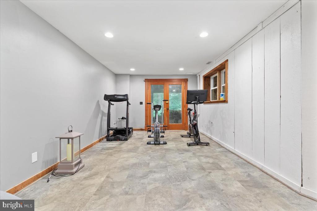 8501 COUNTRY CLUB LN, WARRENTON, Virginia 20186, 5 Bedrooms Bedrooms, ,4 BathroomsBathrooms,Residential,8501 COUNTRY CLUB LN,VAFQ2017602 MLS # VAFQ2017602 8501 COUNTRY CLUB LN, WARRENTON, Virginia 20186, 5 Bedrooms Bedrooms, ,4 BathroomsBathrooms,Residential,8501 COUNTRY CLUB LN,VAFQ2017602 MLS # VAFQ2017602