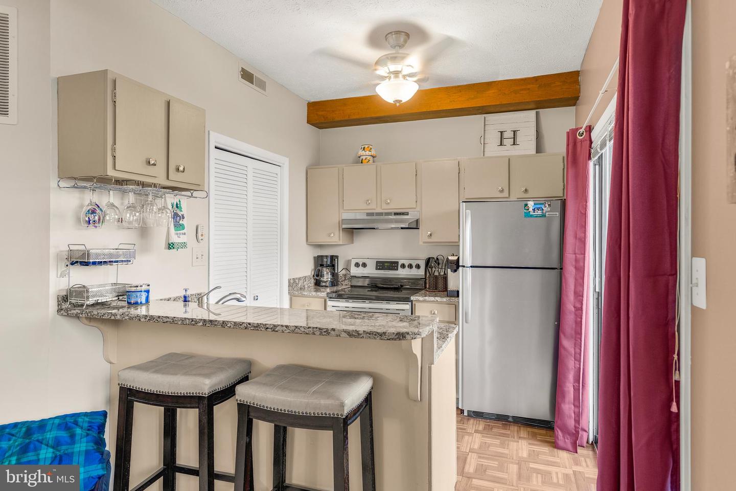 752 LAURELWOOD, ROSELAND, Virginia 22967, 1 Bedroom Bedrooms, ,1 BathroomBathrooms,Residential,For sale,752 LAURELWOOD,VANL2000530 MLS # VANL2000530 752 LAURELWOOD, ROSELAND, Virginia 22967, 1 Bedroom Bedrooms, ,1 BathroomBathrooms,Residential,For sale,752 LAURELWOOD,VANL2000530 MLS # VANL2000530