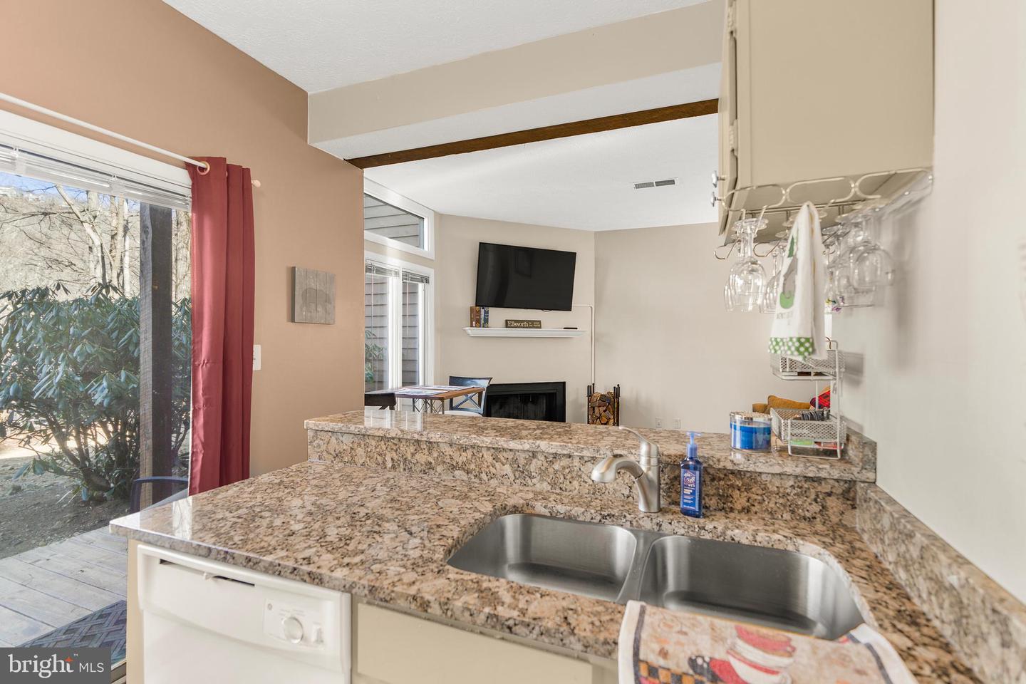 752 LAURELWOOD, ROSELAND, Virginia 22967, 1 Bedroom Bedrooms, ,1 BathroomBathrooms,Residential,For sale,752 LAURELWOOD,VANL2000530 MLS # VANL2000530 752 LAURELWOOD, ROSELAND, Virginia 22967, 1 Bedroom Bedrooms, ,1 BathroomBathrooms,Residential,For sale,752 LAURELWOOD,VANL2000530 MLS # VANL2000530