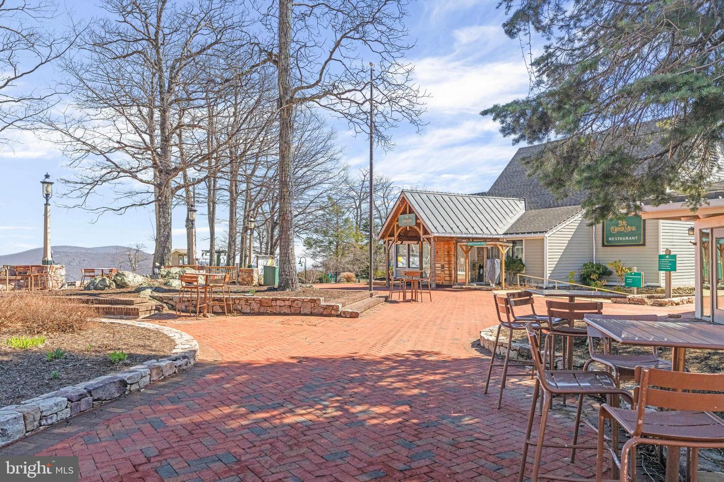 752 LAURELWOOD, ROSELAND, Virginia 22967, 1 Bedroom Bedrooms, ,1 BathroomBathrooms,Residential,For sale,752 LAURELWOOD,VANL2000530 MLS # VANL2000530 752 LAURELWOOD, ROSELAND, Virginia 22967, 1 Bedroom Bedrooms, ,1 BathroomBathrooms,Residential,For sale,752 LAURELWOOD,VANL2000530 MLS # VANL2000530