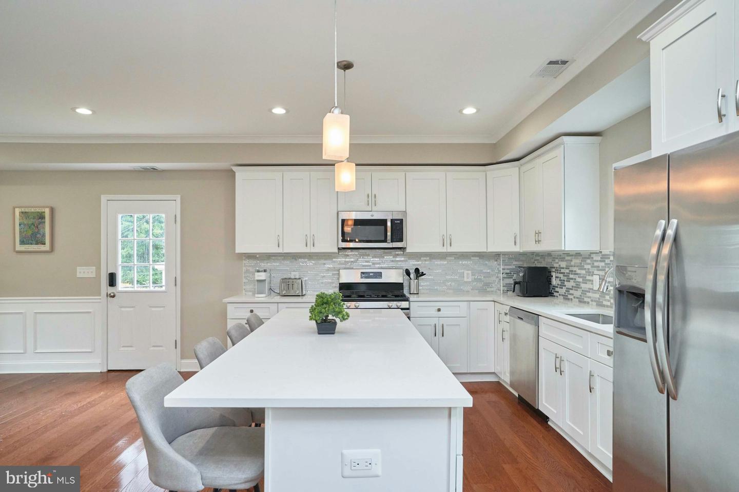 3244 BLUNDELL RD, FALLS CHURCH, Virginia 22042, 4 Bedrooms Bedrooms, ,3 BathroomsBathrooms,Residential,For sale,3244 BLUNDELL RD,VAFX2263686 MLS # VAFX2263686 3244 BLUNDELL RD, FALLS CHURCH, Virginia 22042, 4 Bedrooms Bedrooms, ,3 BathroomsBathrooms,Residential,For sale,3244 BLUNDELL RD,VAFX2263686 MLS # VAFX2263686