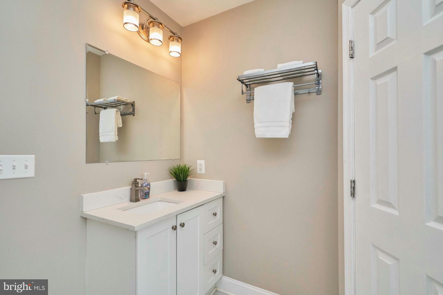 3244 BLUNDELL RD, FALLS CHURCH, Virginia 22042, 4 Bedrooms Bedrooms, ,3 BathroomsBathrooms,Residential,For sale,3244 BLUNDELL RD,VAFX2263686 MLS # VAFX2263686 3244 BLUNDELL RD, FALLS CHURCH, Virginia 22042, 4 Bedrooms Bedrooms, ,3 BathroomsBathrooms,Residential,For sale,3244 BLUNDELL RD,VAFX2263686 MLS # VAFX2263686