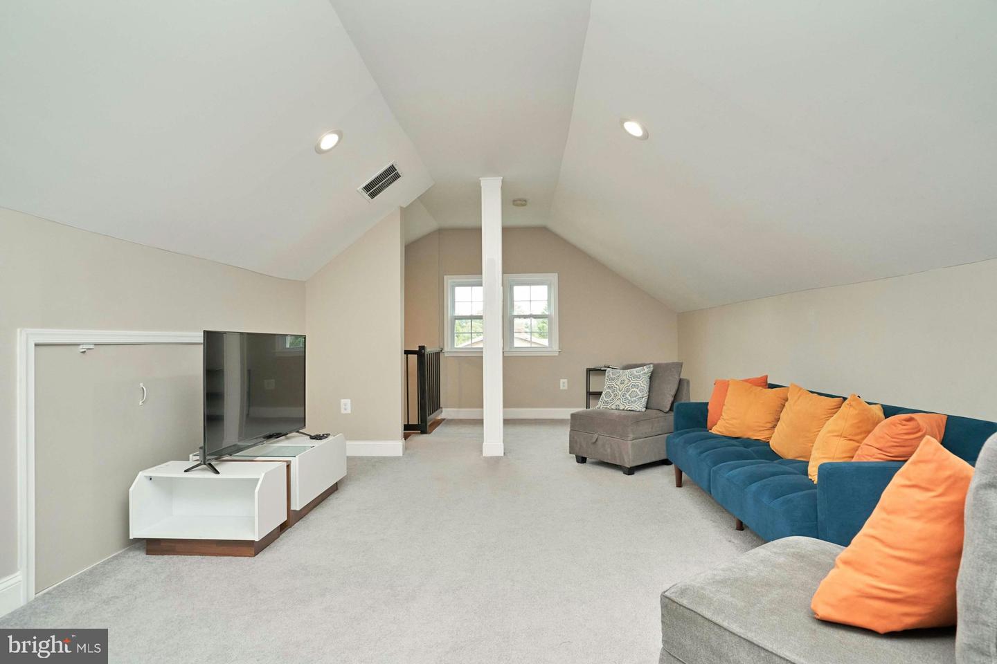 3244 BLUNDELL RD, FALLS CHURCH, Virginia 22042, 4 Bedrooms Bedrooms, ,3 BathroomsBathrooms,Residential,For sale,3244 BLUNDELL RD,VAFX2263686 MLS # VAFX2263686 3244 BLUNDELL RD, FALLS CHURCH, Virginia 22042, 4 Bedrooms Bedrooms, ,3 BathroomsBathrooms,Residential,For sale,3244 BLUNDELL RD,VAFX2263686 MLS # VAFX2263686