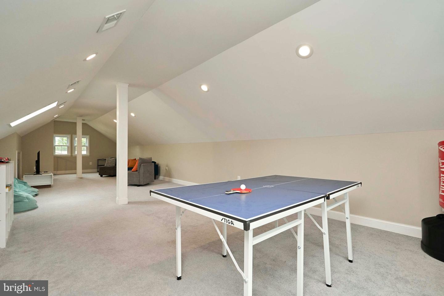 3244 BLUNDELL RD, FALLS CHURCH, Virginia 22042, 4 Bedrooms Bedrooms, ,3 BathroomsBathrooms,Residential,For sale,3244 BLUNDELL RD,VAFX2263686 MLS # VAFX2263686 3244 BLUNDELL RD, FALLS CHURCH, Virginia 22042, 4 Bedrooms Bedrooms, ,3 BathroomsBathrooms,Residential,For sale,3244 BLUNDELL RD,VAFX2263686 MLS # VAFX2263686