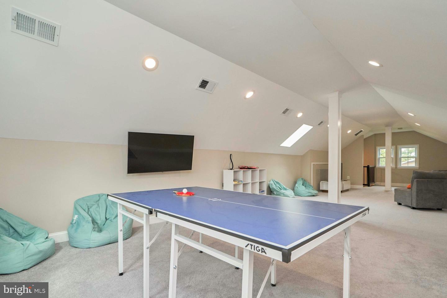 3244 BLUNDELL RD, FALLS CHURCH, Virginia 22042, 4 Bedrooms Bedrooms, ,3 BathroomsBathrooms,Residential,For sale,3244 BLUNDELL RD,VAFX2263686 MLS # VAFX2263686 3244 BLUNDELL RD, FALLS CHURCH, Virginia 22042, 4 Bedrooms Bedrooms, ,3 BathroomsBathrooms,Residential,For sale,3244 BLUNDELL RD,VAFX2263686 MLS # VAFX2263686