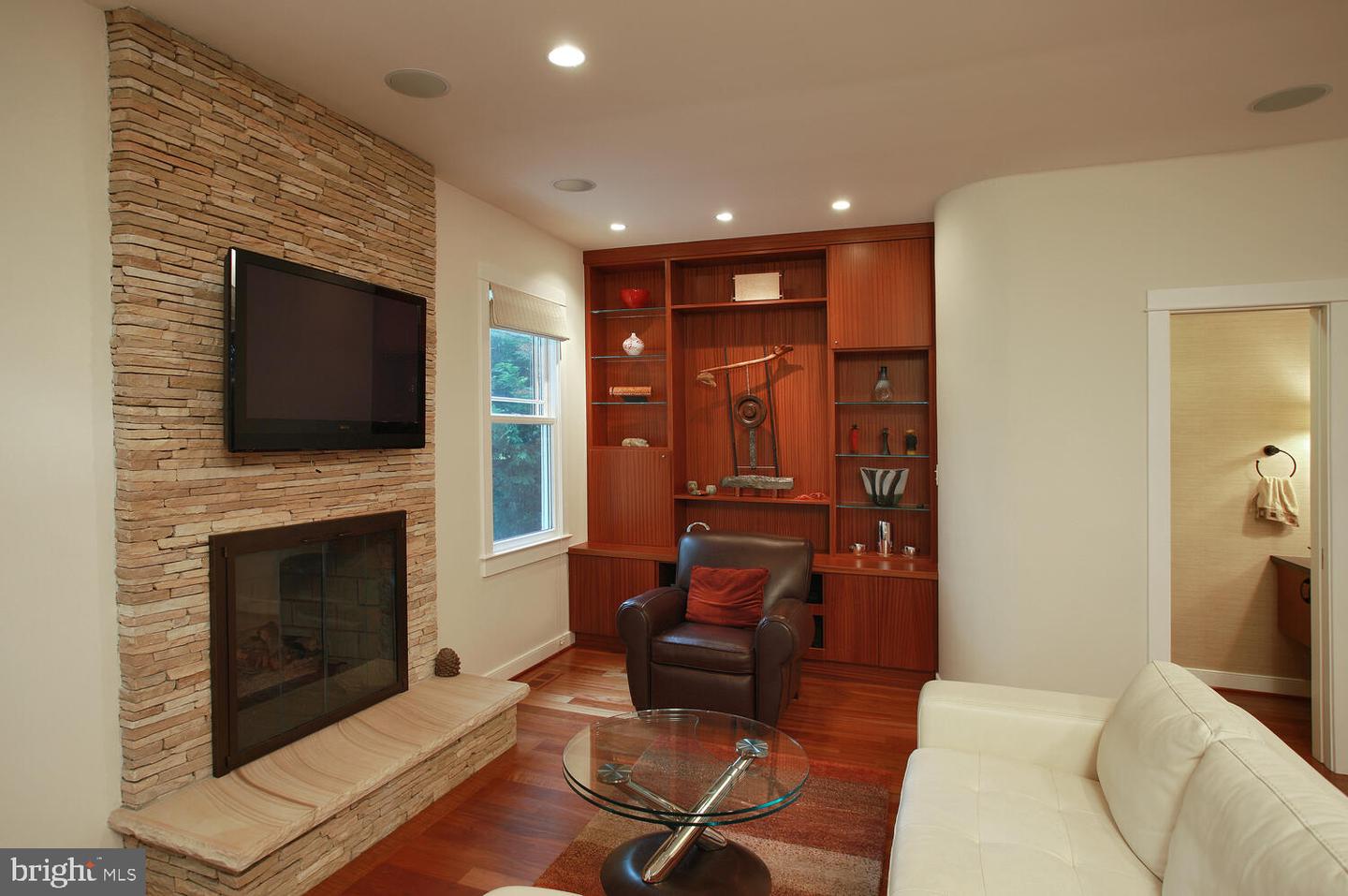 4114 EMERY PL NW, WASHINGTON, District Of Columbia 20016, 3 Bedrooms Bedrooms, ,2 BathroomsBathrooms,Residential,For sale,4114 EMERY PL NW,DCDC2223608 MLS # DCDC2223608 4114 EMERY PL NW, WASHINGTON, District Of Columbia 20016, 3 Bedrooms Bedrooms, ,2 BathroomsBathrooms,Residential,For sale,4114 EMERY PL NW,DCDC2223608 MLS # DCDC2223608