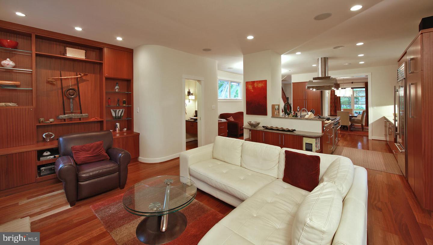 4114 EMERY PL NW, WASHINGTON, District Of Columbia 20016, 3 Bedrooms Bedrooms, ,2 BathroomsBathrooms,Residential,For sale,4114 EMERY PL NW,DCDC2223608 MLS # DCDC2223608 4114 EMERY PL NW, WASHINGTON, District Of Columbia 20016, 3 Bedrooms Bedrooms, ,2 BathroomsBathrooms,Residential,For sale,4114 EMERY PL NW,DCDC2223608 MLS # DCDC2223608