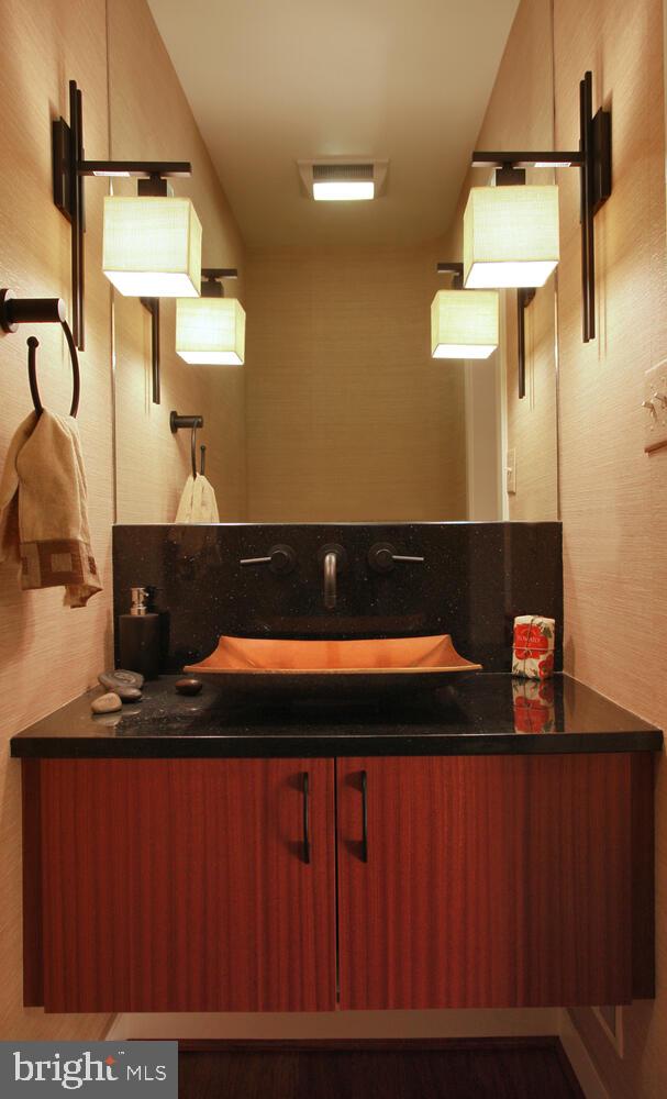 4114 EMERY PL NW, WASHINGTON, District Of Columbia 20016, 3 Bedrooms Bedrooms, ,2 BathroomsBathrooms,Residential,For sale,4114 EMERY PL NW,DCDC2223608 MLS # DCDC2223608 4114 EMERY PL NW, WASHINGTON, District Of Columbia 20016, 3 Bedrooms Bedrooms, ,2 BathroomsBathrooms,Residential,For sale,4114 EMERY PL NW,DCDC2223608 MLS # DCDC2223608