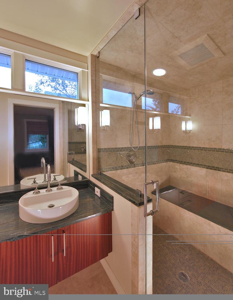 4114 EMERY PL NW, WASHINGTON, District Of Columbia 20016, 3 Bedrooms Bedrooms, ,2 BathroomsBathrooms,Residential,For sale,4114 EMERY PL NW,DCDC2223608 MLS # DCDC2223608 4114 EMERY PL NW, WASHINGTON, District Of Columbia 20016, 3 Bedrooms Bedrooms, ,2 BathroomsBathrooms,Residential,For sale,4114 EMERY PL NW,DCDC2223608 MLS # DCDC2223608