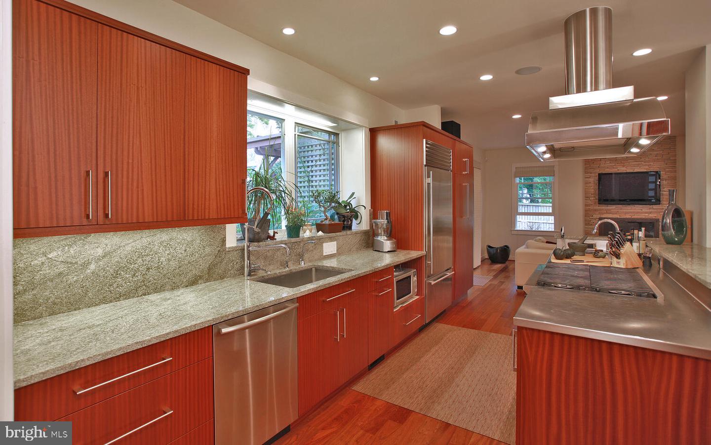 4114 EMERY PL NW, WASHINGTON, District Of Columbia 20016, 3 Bedrooms Bedrooms, ,2 BathroomsBathrooms,Residential,For sale,4114 EMERY PL NW,DCDC2223608 MLS # DCDC2223608 4114 EMERY PL NW, WASHINGTON, District Of Columbia 20016, 3 Bedrooms Bedrooms, ,2 BathroomsBathrooms,Residential,For sale,4114 EMERY PL NW,DCDC2223608 MLS # DCDC2223608