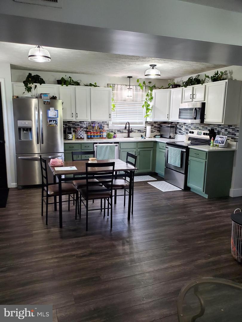 371 RUEBUCK RD, CLEAR BROOK, Virginia 22624, 3 Bedrooms Bedrooms, ,2 BathroomsBathrooms,Residential,For sale,371 RUEBUCK RD,VAFV2036984 MLS # VAFV2036984