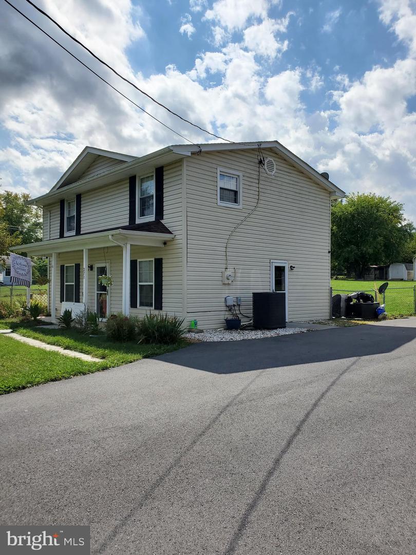 371 RUEBUCK RD, CLEAR BROOK, Virginia 22624, 3 Bedrooms Bedrooms, ,2 BathroomsBathrooms,Residential,For sale,371 RUEBUCK RD,VAFV2036984 MLS # VAFV2036984