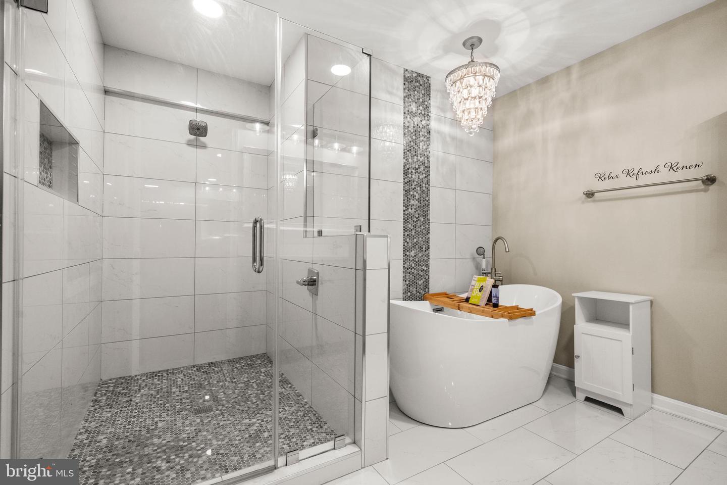 10402 HOLLYOAK PL, FAIRFAX, Virginia 22032, 4 Bedrooms Bedrooms, ,3 BathroomsBathrooms,Residential,For sale,10402 HOLLYOAK PL,VAFX2269278 MLS # VAFX2269278 10402 HOLLYOAK PL, FAIRFAX, Virginia 22032, 4 Bedrooms Bedrooms, ,3 BathroomsBathrooms,Residential,For sale,10402 HOLLYOAK PL,VAFX2269278 MLS # VAFX2269278