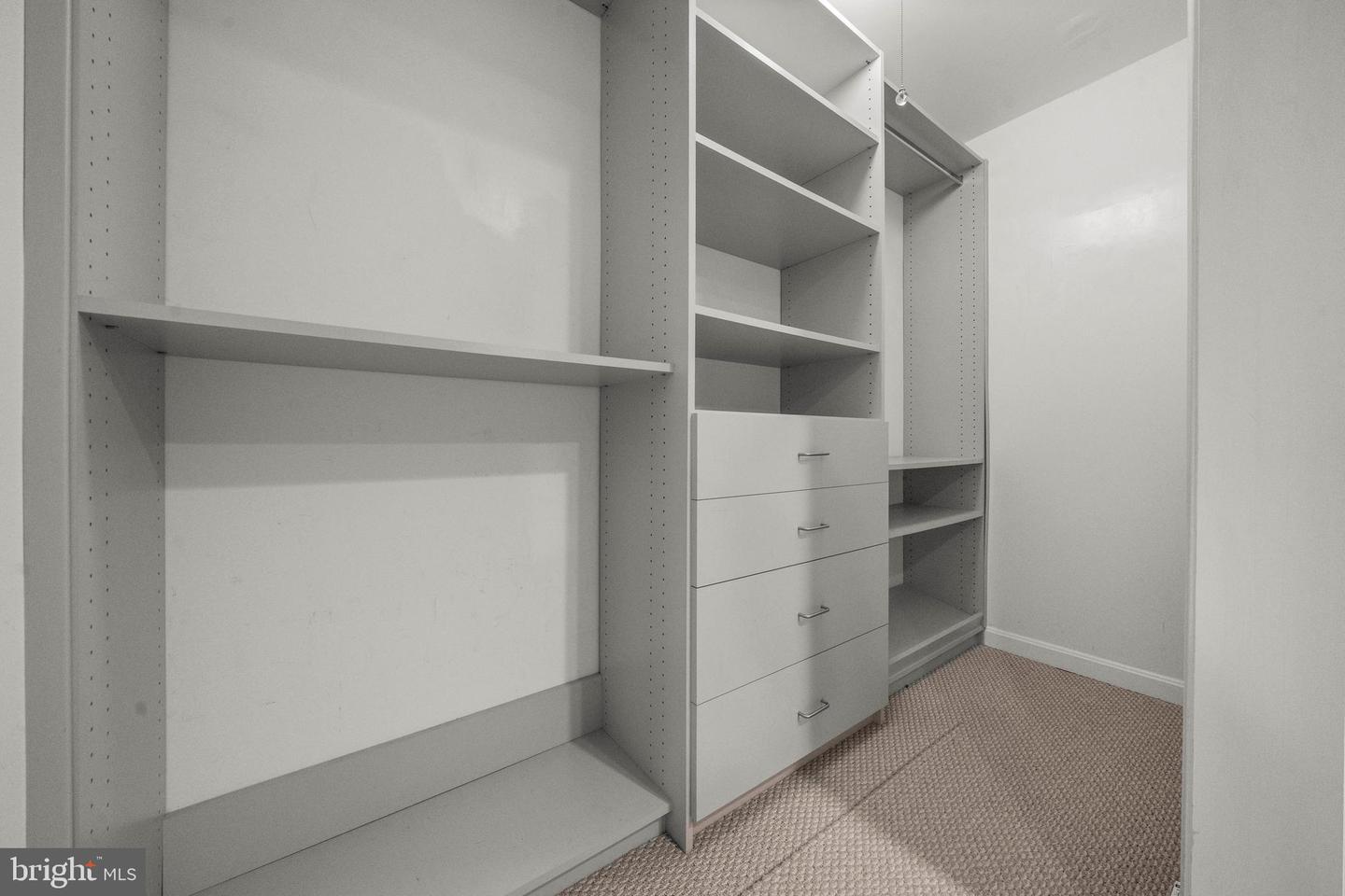 10402 HOLLYOAK PL, FAIRFAX, Virginia 22032, 4 Bedrooms Bedrooms, ,3 BathroomsBathrooms,Residential,For sale,10402 HOLLYOAK PL,VAFX2269278 MLS # VAFX2269278 10402 HOLLYOAK PL, FAIRFAX, Virginia 22032, 4 Bedrooms Bedrooms, ,3 BathroomsBathrooms,Residential,For sale,10402 HOLLYOAK PL,VAFX2269278 MLS # VAFX2269278