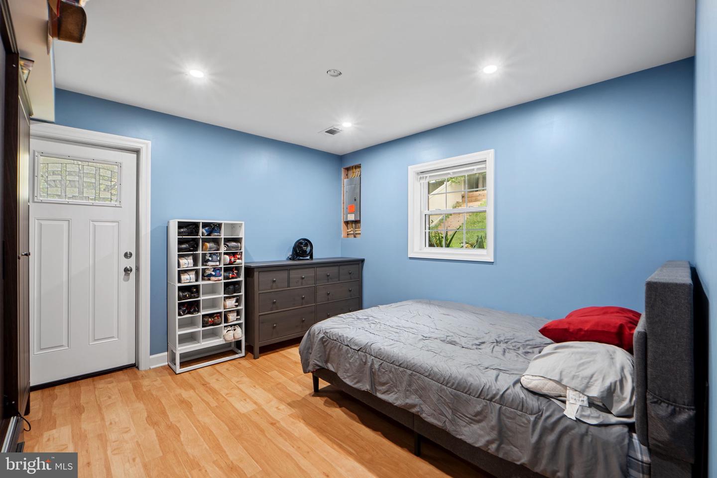 7222 WILLOW OAK PL, SPRINGFIELD, Virginia 22153, 4 Bedrooms Bedrooms, 7 Rooms Rooms,3 BathroomsBathrooms,Residential,For sale,7222 WILLOW OAK PL,VAFX2269958 MLS # VAFX2269958 7222 WILLOW OAK PL, SPRINGFIELD, Virginia 22153, 4 Bedrooms Bedrooms, 7 Rooms Rooms,3 BathroomsBathrooms,Residential,For sale,7222 WILLOW OAK PL,VAFX2269958 MLS # VAFX2269958