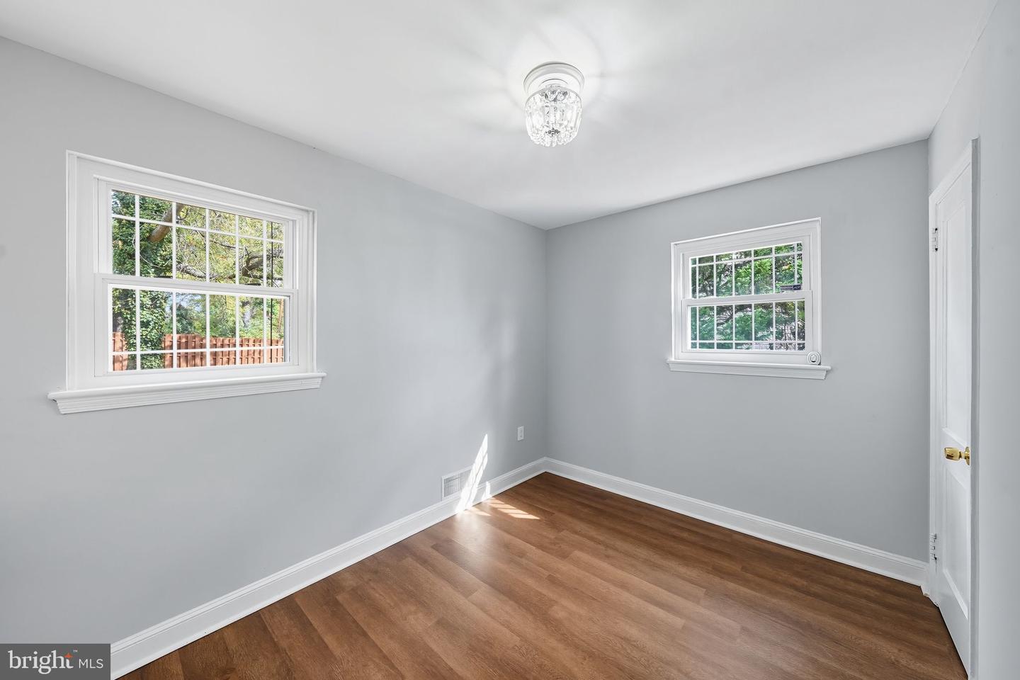 140 WILMINGTON PL SE, WASHINGTON, District Of Columbia 20032, 4 Bedrooms Bedrooms, 6 Rooms Rooms,2 BathroomsBathrooms,Residential,For sale,140 WILMINGTON PL SE,DCDC2226120 MLS # DCDC2226120