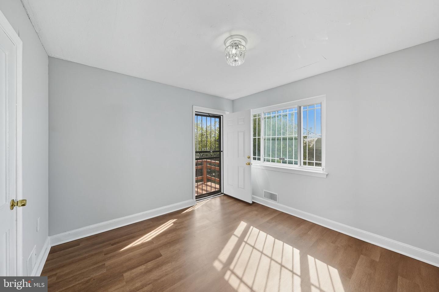 140 WILMINGTON PL SE, WASHINGTON, District Of Columbia 20032, 4 Bedrooms Bedrooms, 6 Rooms Rooms,2 BathroomsBathrooms,Residential,For sale,140 WILMINGTON PL SE,DCDC2226120 MLS # DCDC2226120