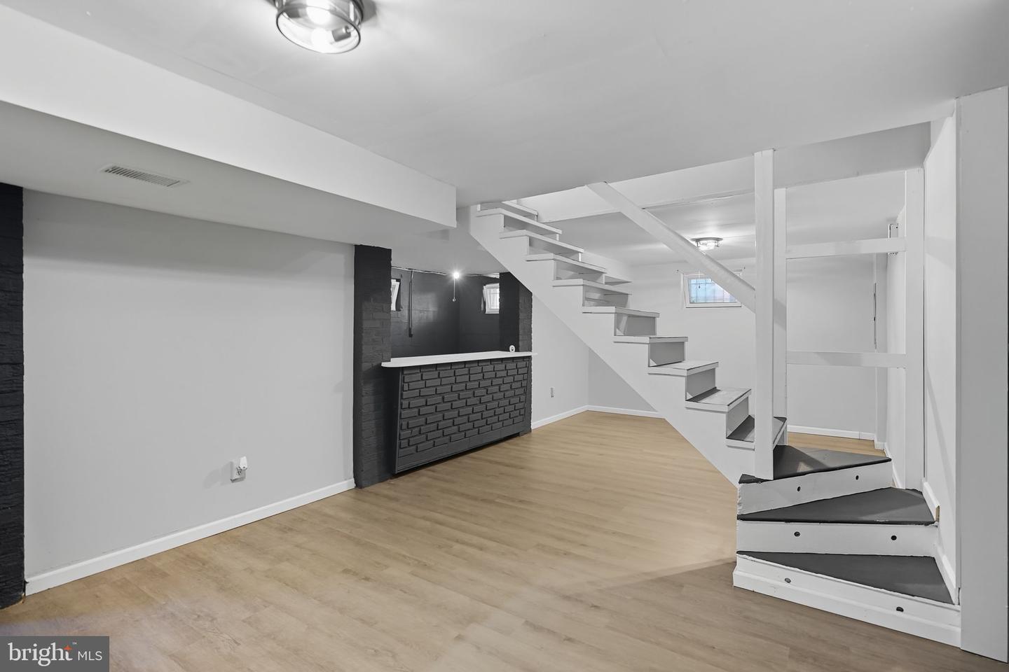 140 WILMINGTON PL SE, WASHINGTON, District Of Columbia 20032, 4 Bedrooms Bedrooms, 6 Rooms Rooms,2 BathroomsBathrooms,Residential,For sale,140 WILMINGTON PL SE,DCDC2226120 MLS # DCDC2226120