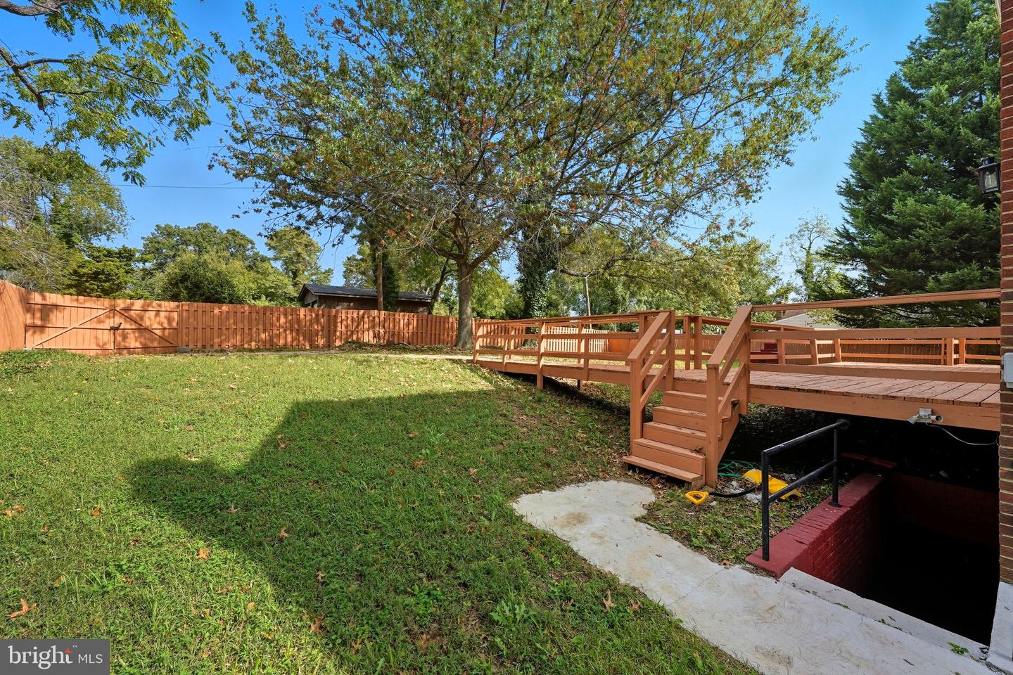 140 WILMINGTON PL SE, WASHINGTON, District Of Columbia 20032, 4 Bedrooms Bedrooms, 6 Rooms Rooms,2 BathroomsBathrooms,Residential,For sale,140 WILMINGTON PL SE,DCDC2226120 MLS # DCDC2226120