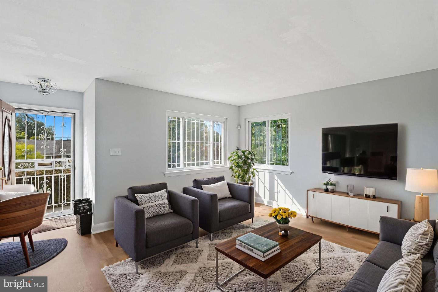 140 WILMINGTON PL SE, WASHINGTON, District Of Columbia 20032, 4 Bedrooms Bedrooms, 6 Rooms Rooms,2 BathroomsBathrooms,Residential,For sale,140 WILMINGTON PL SE,DCDC2226120 MLS # DCDC2226120