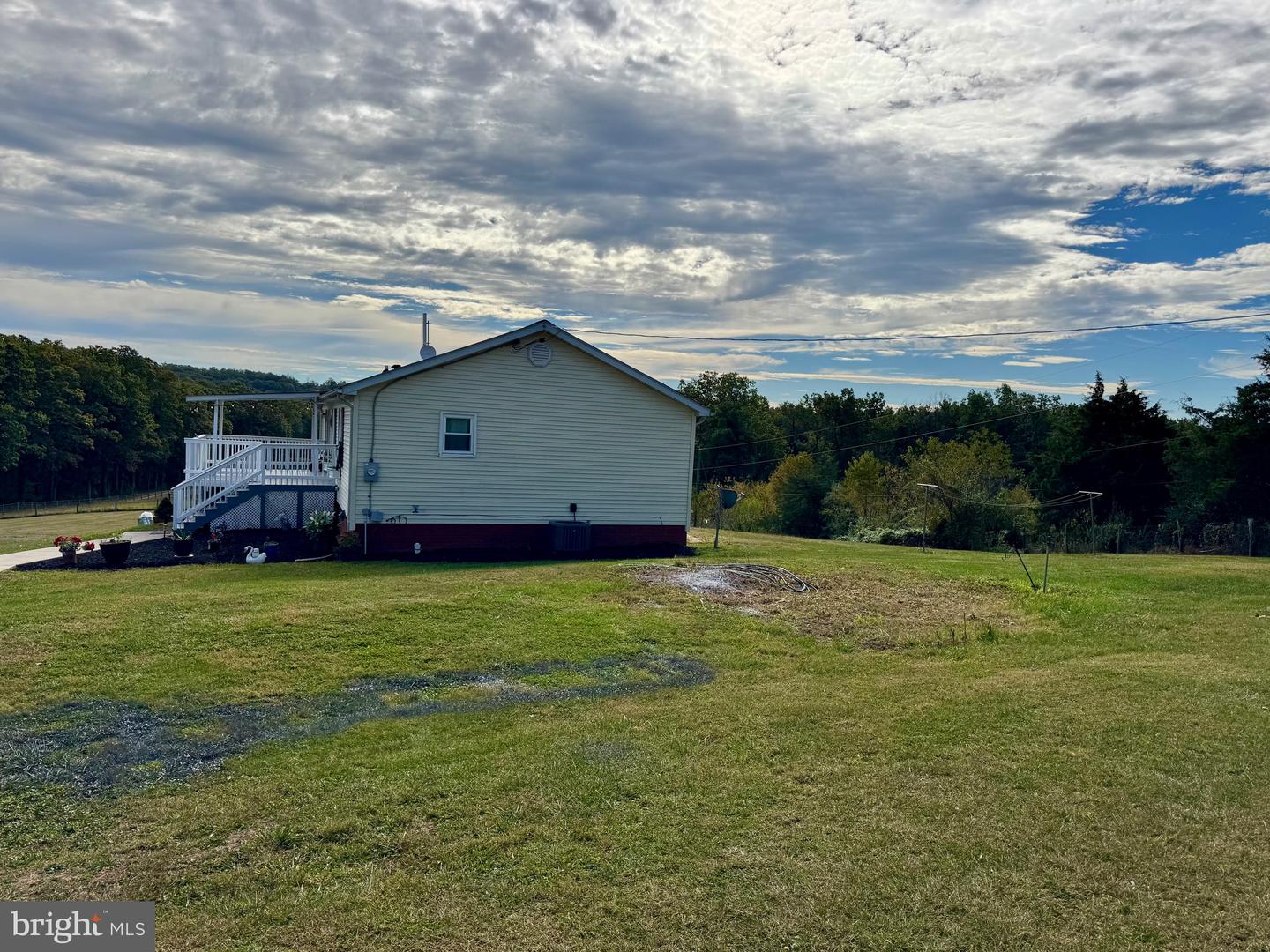 220 SNAPPY LN, WINCHESTER, Virginia 22602, 6 Bedrooms Bedrooms, ,4 BathroomsBathrooms,Residential,For sale,220 SNAPPY LN,VAFV2037326 MLS # VAFV2037326 220 SNAPPY LN, WINCHESTER, Virginia 22602, 6 Bedrooms Bedrooms, ,4 BathroomsBathrooms,Residential,For sale,220 SNAPPY LN,VAFV2037326 MLS # VAFV2037326