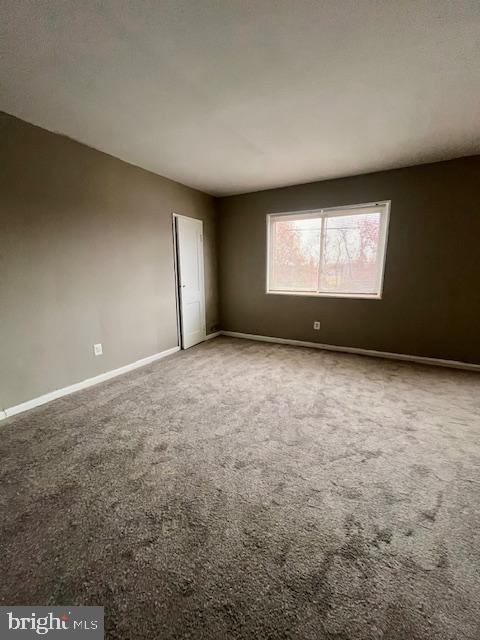 4757 SOUTH CAPITOL TERR S, WASHINGTON, District Of Columbia 20032, 4 Bedrooms Bedrooms, 6 Rooms Rooms,2 BathroomsBathrooms,Residential,For sale,4757 SOUTH CAPITOL TERR S,DCDC2230180 MLS # DCDC2230180