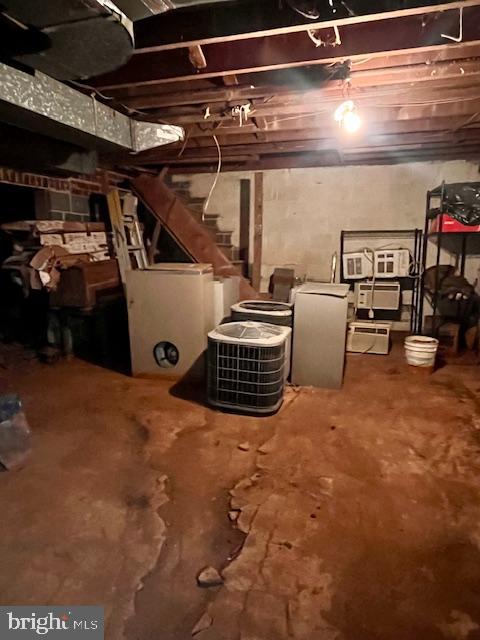 4757 SOUTH CAPITOL TERR S, WASHINGTON, District Of Columbia 20032, 4 Bedrooms Bedrooms, 6 Rooms Rooms,2 BathroomsBathrooms,Residential,For sale,4757 SOUTH CAPITOL TERR S,DCDC2230180 MLS # DCDC2230180