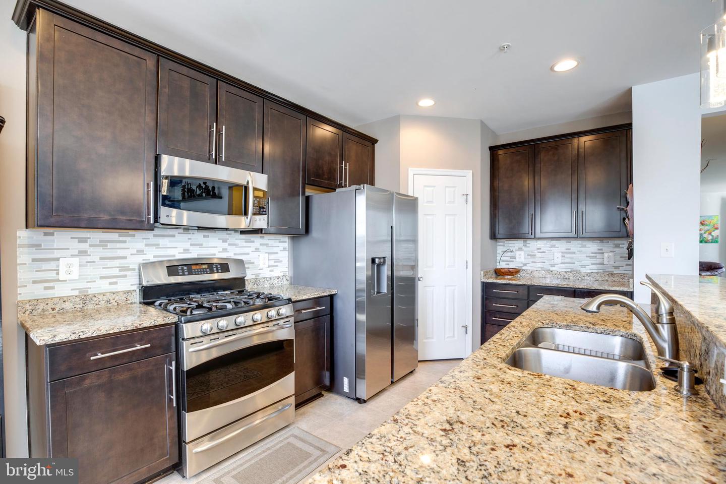 9541 CHANCELLORSVILLE LN, MANASSAS, Virginia 20110, 3 Bedrooms Bedrooms, ,2 BathroomsBathrooms,Residential,For sale,9541 CHANCELLORSVILLE LN,VAMN2009642 MLS # VAMN2009642 9541 CHANCELLORSVILLE LN, MANASSAS, Virginia 20110, 3 Bedrooms Bedrooms, ,2 BathroomsBathrooms,Residential,For sale,9541 CHANCELLORSVILLE LN,VAMN2009642 MLS # VAMN2009642