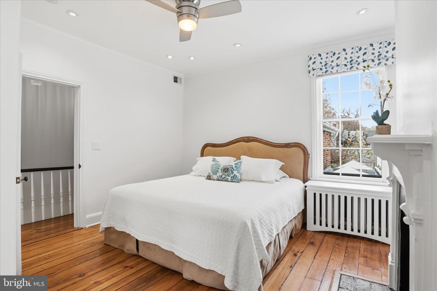 3011 DUMBARTON ST NW, WASHINGTON, District Of Columbia 20007, 3 Bedrooms Bedrooms, ,2 BathroomsBathrooms,Residential,For sale,3011 DUMBARTON ST NW,DCDC2230792 MLS # DCDC2230792 3011 DUMBARTON ST NW, WASHINGTON, District Of Columbia 20007, 3 Bedrooms Bedrooms, ,2 BathroomsBathrooms,Residential,For sale,3011 DUMBARTON ST NW,DCDC2230792 MLS # DCDC2230792