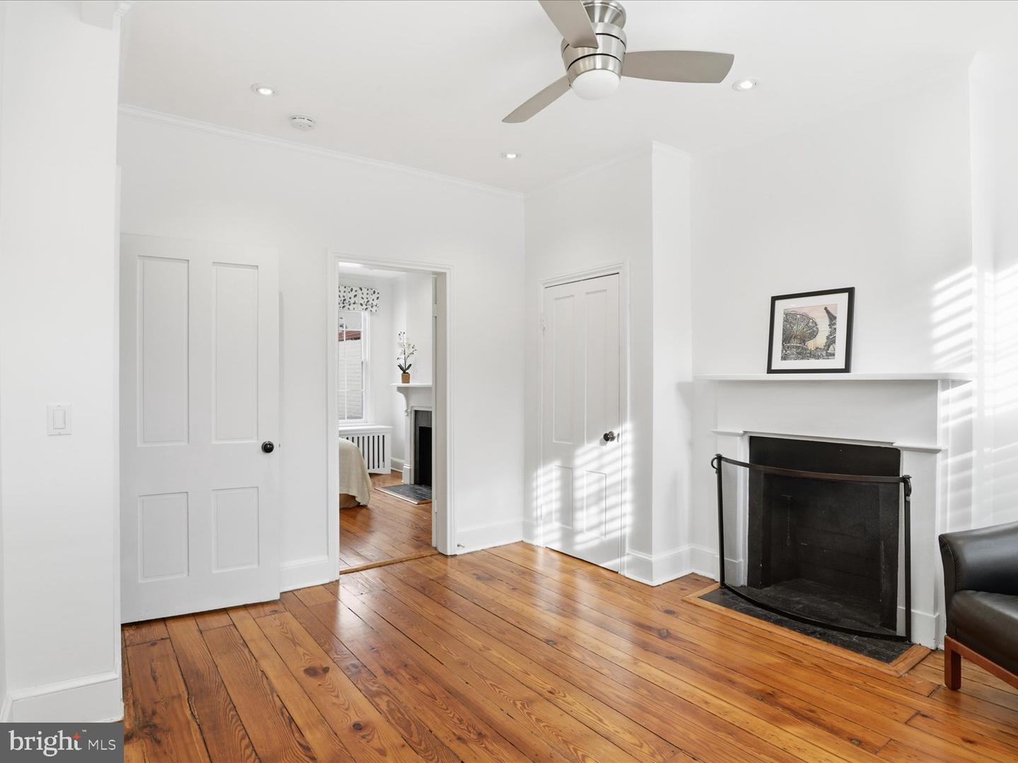 3011 DUMBARTON ST NW, WASHINGTON, District Of Columbia 20007, 3 Bedrooms Bedrooms, ,2 BathroomsBathrooms,Residential,For sale,3011 DUMBARTON ST NW,DCDC2230792 MLS # DCDC2230792 3011 DUMBARTON ST NW, WASHINGTON, District Of Columbia 20007, 3 Bedrooms Bedrooms, ,2 BathroomsBathrooms,Residential,For sale,3011 DUMBARTON ST NW,DCDC2230792 MLS # DCDC2230792