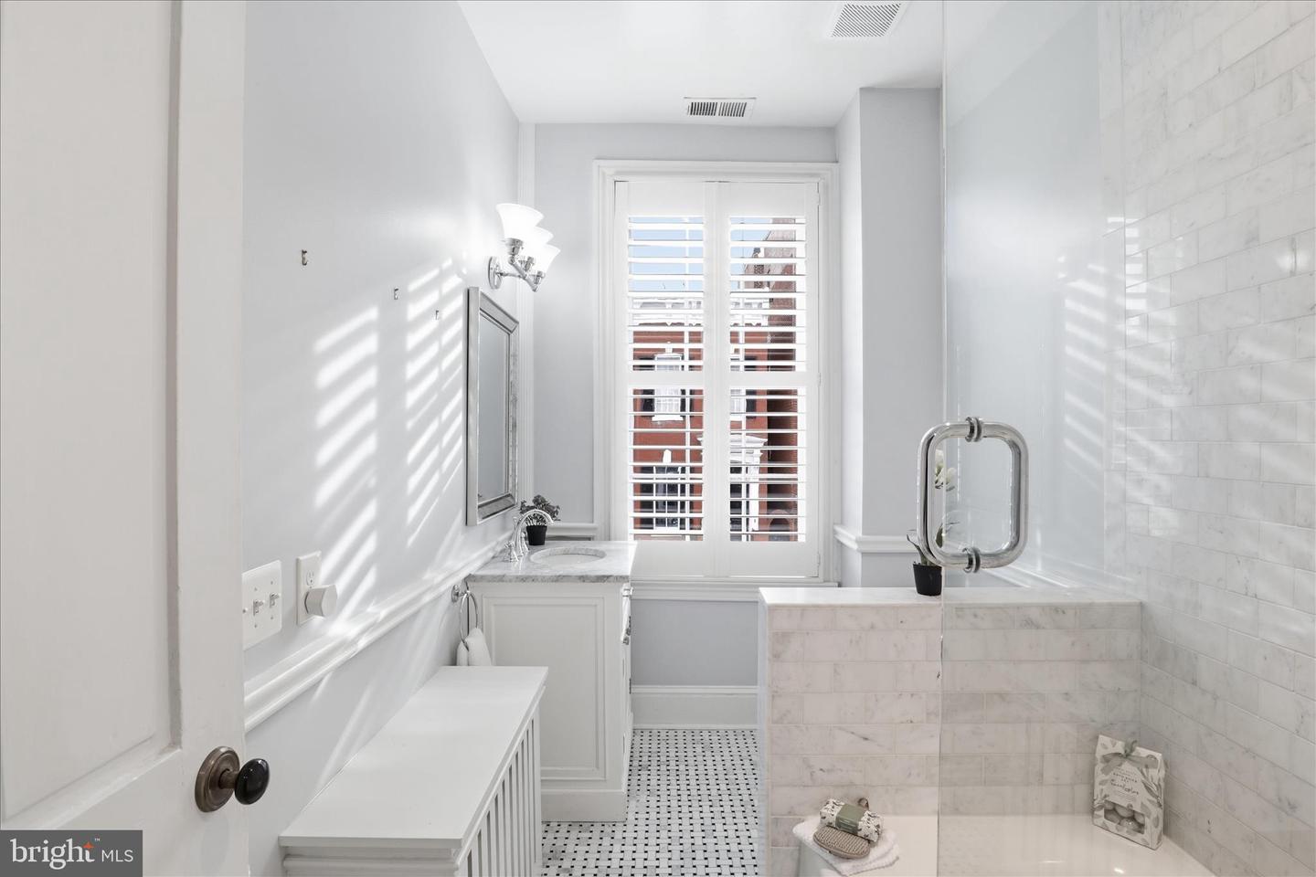 3011 DUMBARTON ST NW, WASHINGTON, District Of Columbia 20007, 3 Bedrooms Bedrooms, ,2 BathroomsBathrooms,Residential,For sale,3011 DUMBARTON ST NW,DCDC2230792 MLS # DCDC2230792 3011 DUMBARTON ST NW, WASHINGTON, District Of Columbia 20007, 3 Bedrooms Bedrooms, ,2 BathroomsBathrooms,Residential,For sale,3011 DUMBARTON ST NW,DCDC2230792 MLS # DCDC2230792