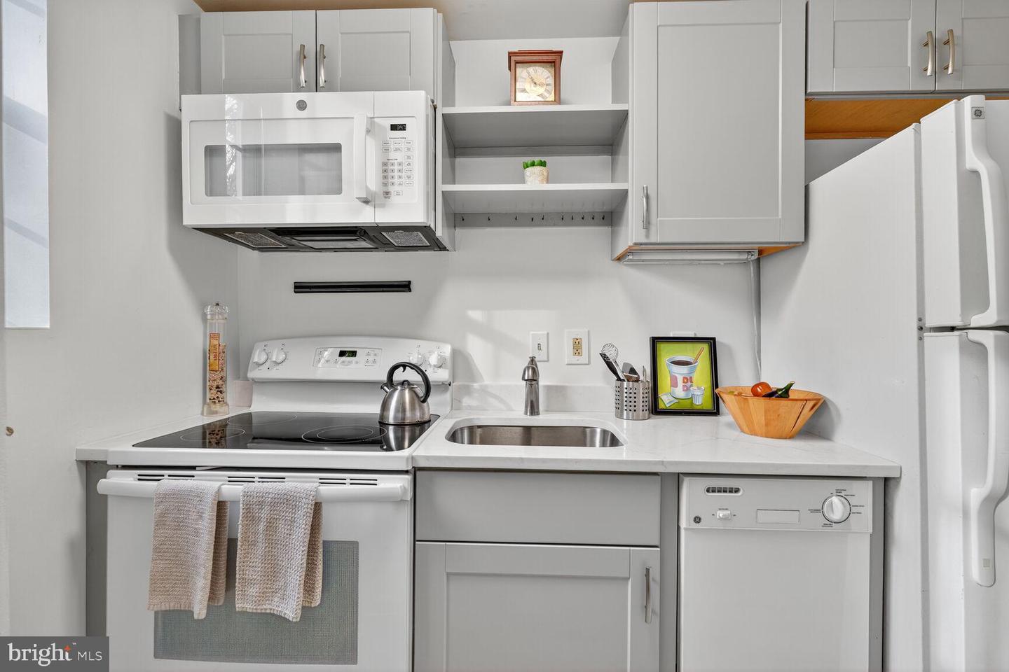 1729 N QUEENS LN N #1-116, ARLINGTON, Virginia 22201, 1 Bedroom Bedrooms, 2 Rooms Rooms,1 BathroomBathrooms,Residential,For sale,1729 N QUEENS LN N #1-116,VAAR2065884 MLS # VAAR2065884 1729 N QUEENS LN N #1-116, ARLINGTON, Virginia 22201, 1 Bedroom Bedrooms, 2 Rooms Rooms,1 BathroomBathrooms,Residential,For sale,1729 N QUEENS LN N #1-116,VAAR2065884 MLS # VAAR2065884