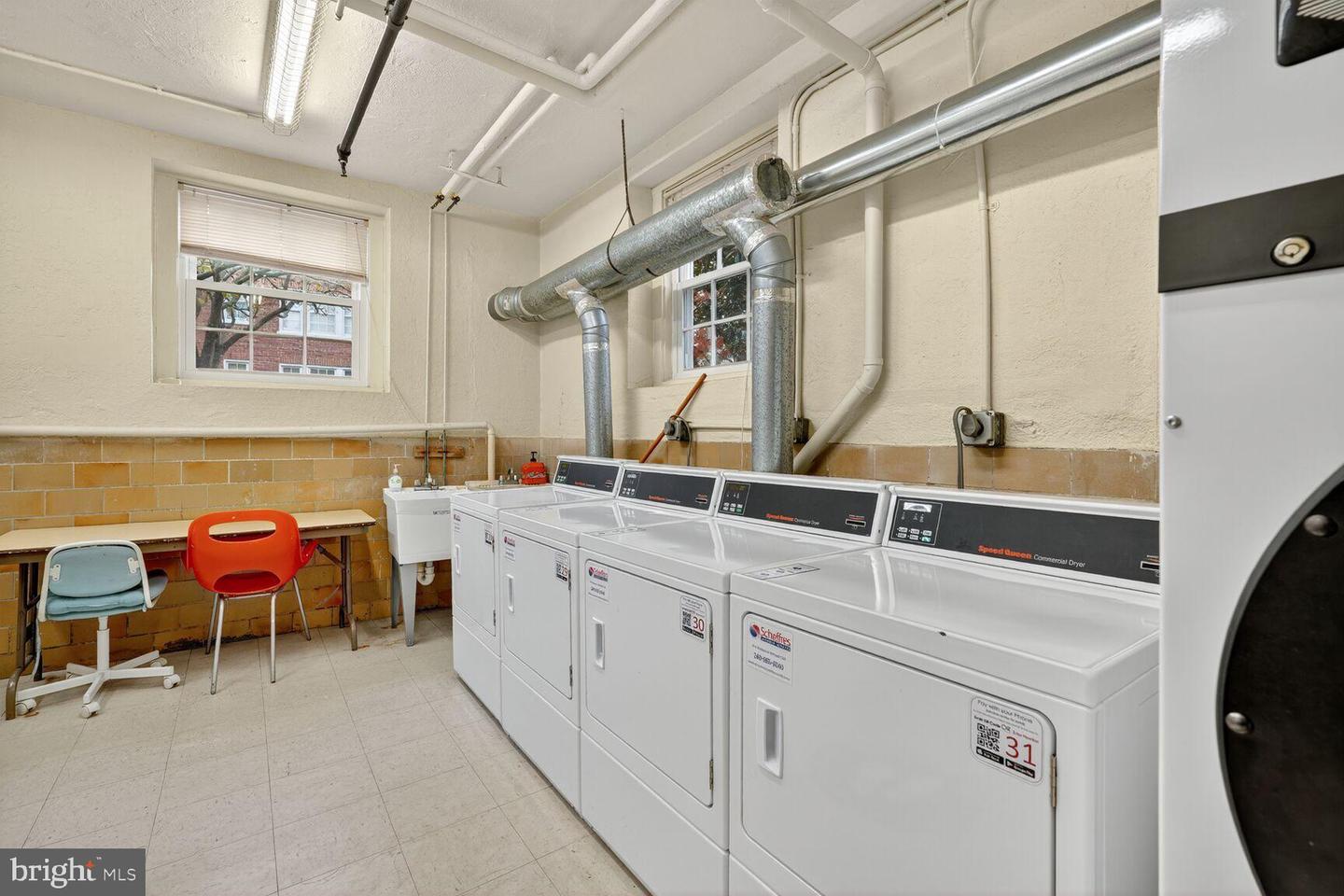 1729 N QUEENS LN N #1-116, ARLINGTON, Virginia 22201, 1 Bedroom Bedrooms, 2 Rooms Rooms,1 BathroomBathrooms,Residential,For sale,1729 N QUEENS LN N #1-116,VAAR2065884 MLS # VAAR2065884 1729 N QUEENS LN N #1-116, ARLINGTON, Virginia 22201, 1 Bedroom Bedrooms, 2 Rooms Rooms,1 BathroomBathrooms,Residential,For sale,1729 N QUEENS LN N #1-116,VAAR2065884 MLS # VAAR2065884