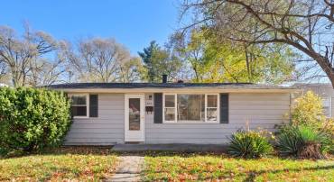 208 SHENANDOAH AVE, WINCHESTER, Virginia 22601, 3 Bedrooms Bedrooms, ,1 BathroomBathrooms,Residential,For sale,208 SHENANDOAH AVE,VAWI2009462 MLS # VAWI2009462