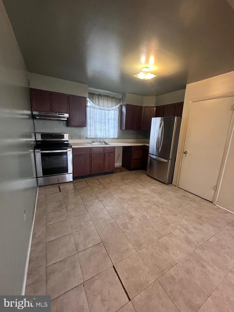 157 WILMINGTON PL SE, WASHINGTON, District Of Columbia 20032, 3 Bedrooms Bedrooms, 5 Rooms Rooms,2 BathroomsBathrooms,Residential,For sale,157 WILMINGTON PL SE,DCDC2231972 MLS # DCDC2231972 157 WILMINGTON PL SE, WASHINGTON, District Of Columbia 20032, 3 Bedrooms Bedrooms, 5 Rooms Rooms,2 BathroomsBathrooms,Residential,For sale,157 WILMINGTON PL SE,DCDC2231972 MLS # DCDC2231972