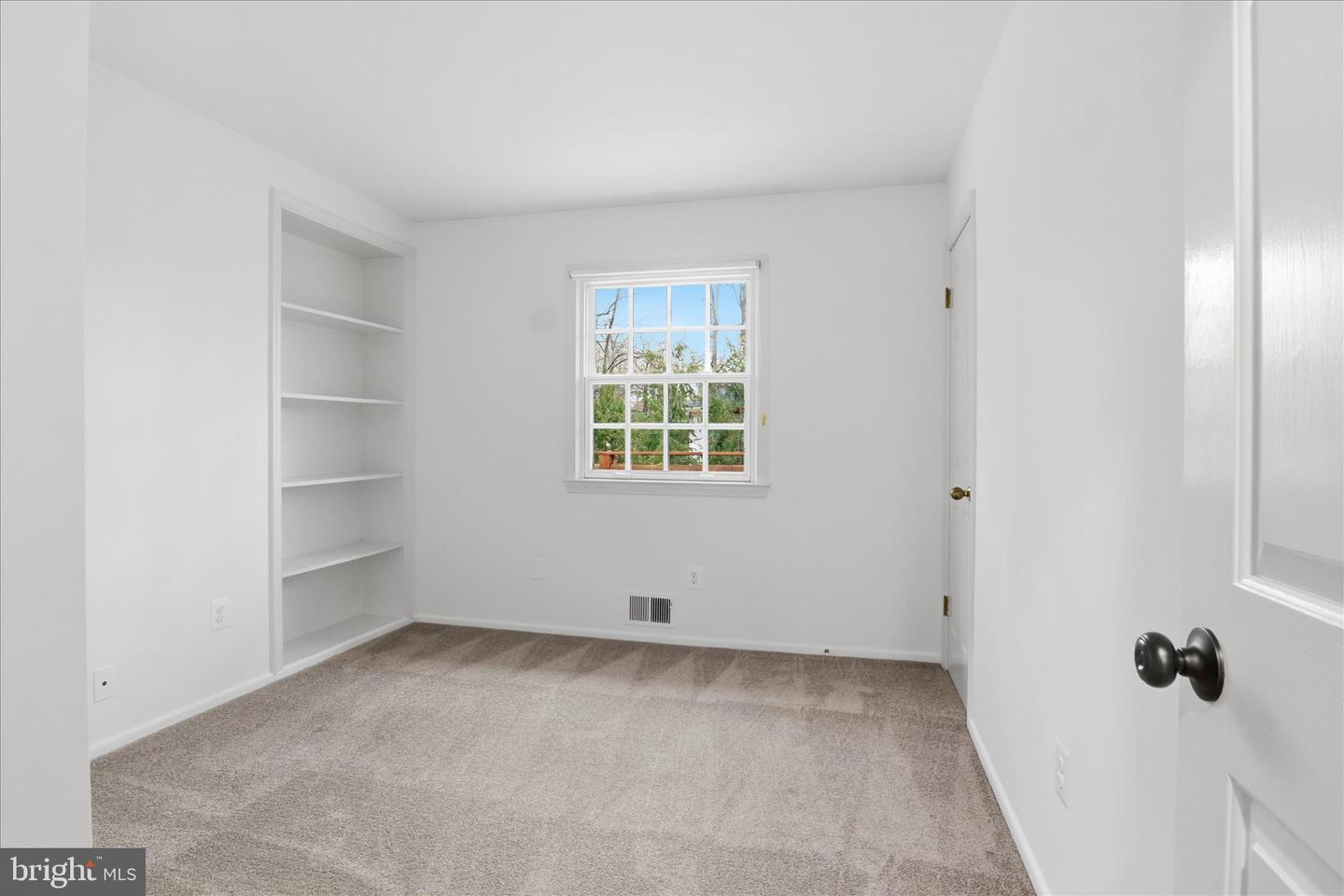 4100 TIDEWATER CT, ALEXANDRIA, Virginia 22309, 4 Bedrooms Bedrooms, ,3 BathroomsBathrooms,Residential,For sale,4100 TIDEWATER CT,VAFX2279128 MLS # VAFX2279128 4100 TIDEWATER CT, ALEXANDRIA, Virginia 22309, 4 Bedrooms Bedrooms, ,3 BathroomsBathrooms,Residential,For sale,4100 TIDEWATER CT,VAFX2279128 MLS # VAFX2279128