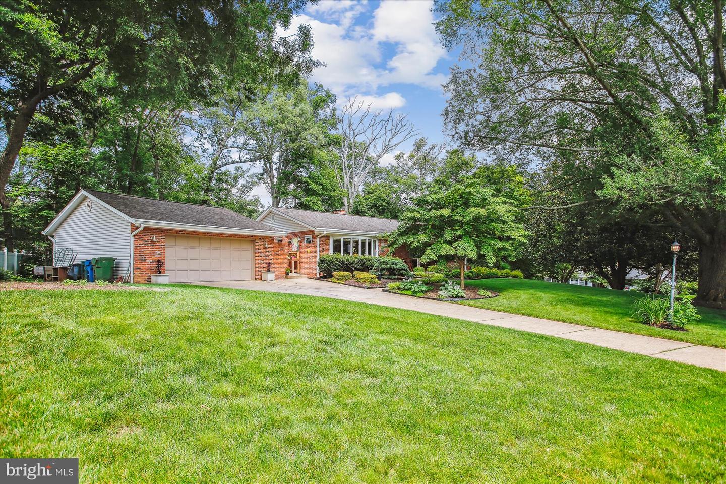 4100 TIDEWATER CT, ALEXANDRIA, Virginia 22309, 4 Bedrooms Bedrooms, ,3 BathroomsBathrooms,Residential,For sale,4100 TIDEWATER CT,VAFX2279128 MLS # VAFX2279128 4100 TIDEWATER CT, ALEXANDRIA, Virginia 22309, 4 Bedrooms Bedrooms, ,3 BathroomsBathrooms,Residential,For sale,4100 TIDEWATER CT,VAFX2279128 MLS # VAFX2279128